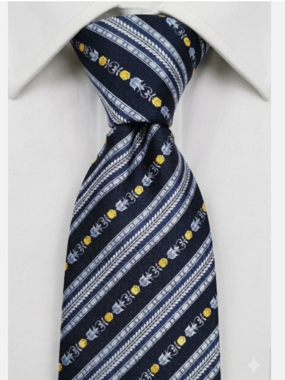 Gianni Versace Men's 100% Silk Tie Black Silver Gold Medusa Floral Italy